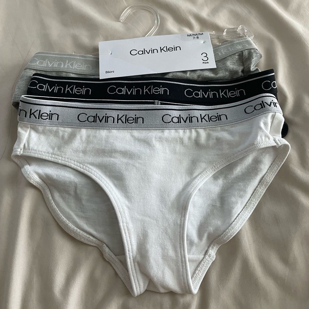 3pc Calvin Klein Jrs. underwear